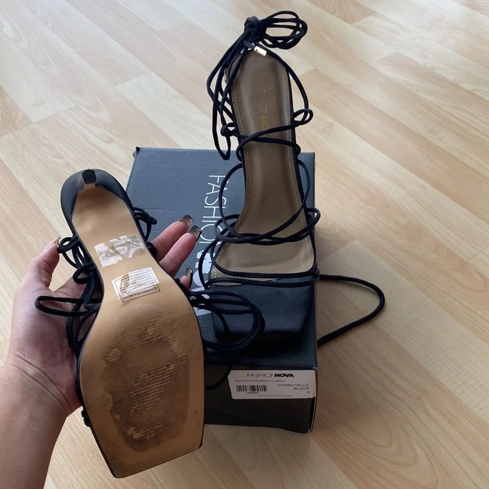 BLACK STRAP UP HEELS - Picture 6 of 6
